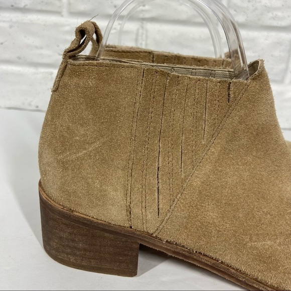 COCONUTS By MATISSE El Torone Tan Suede Bootie - Picture 4 of 9